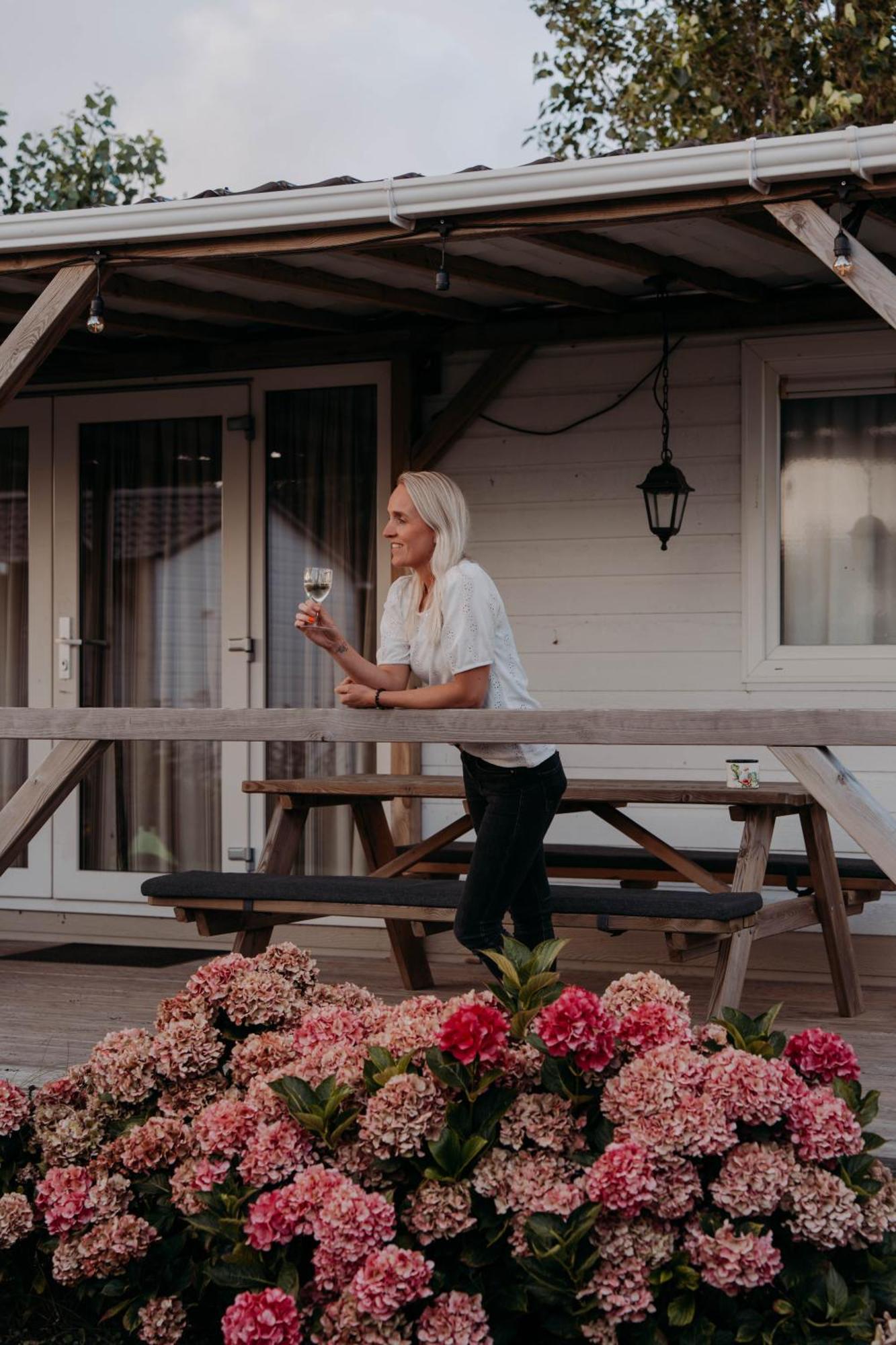 Chalet Tulpenweide - Recreatie Breezand Exteriör bild