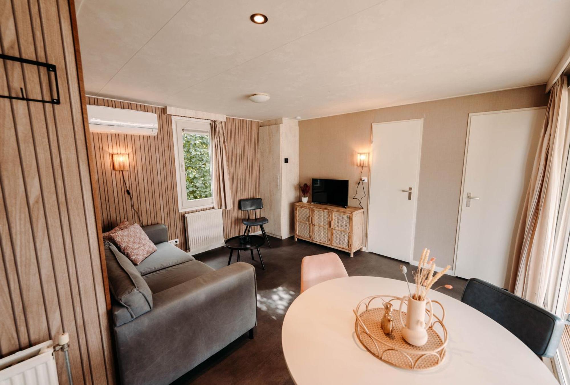 Chalet Tulpenweide - Recreatie Breezand Exteriör bild